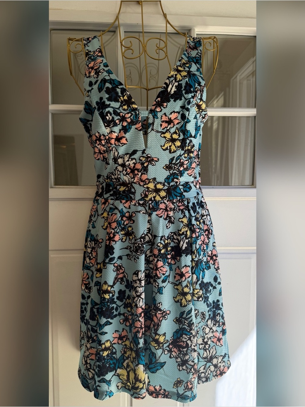 Charlotte Russe Light Blue Floral V-Neck Mini Dress